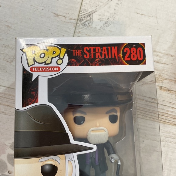 Funko Pop Abraham Setrakian #280 The Strain Figure - Picture 4 of 12